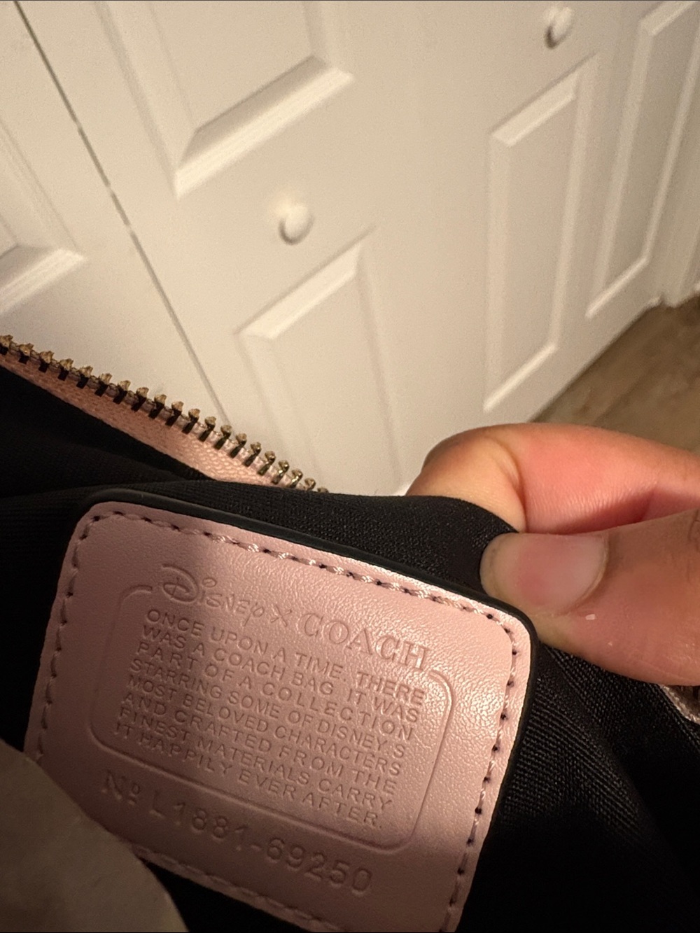 COACH Pink Signature Canvas Chain-Handle Shoulder Bag - Picture 4 of 4